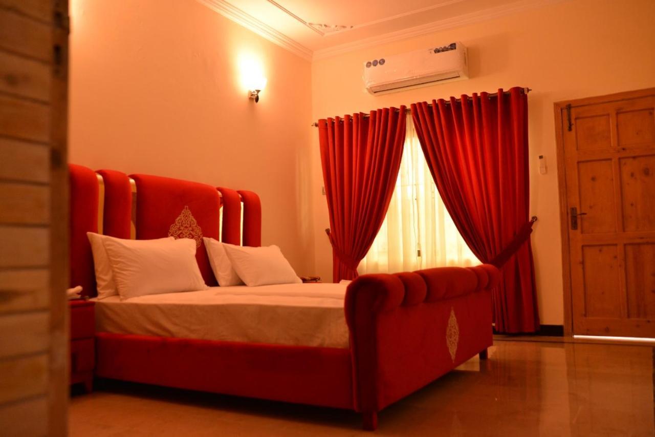 Redbury Guesthouse Islamabad Esterno foto