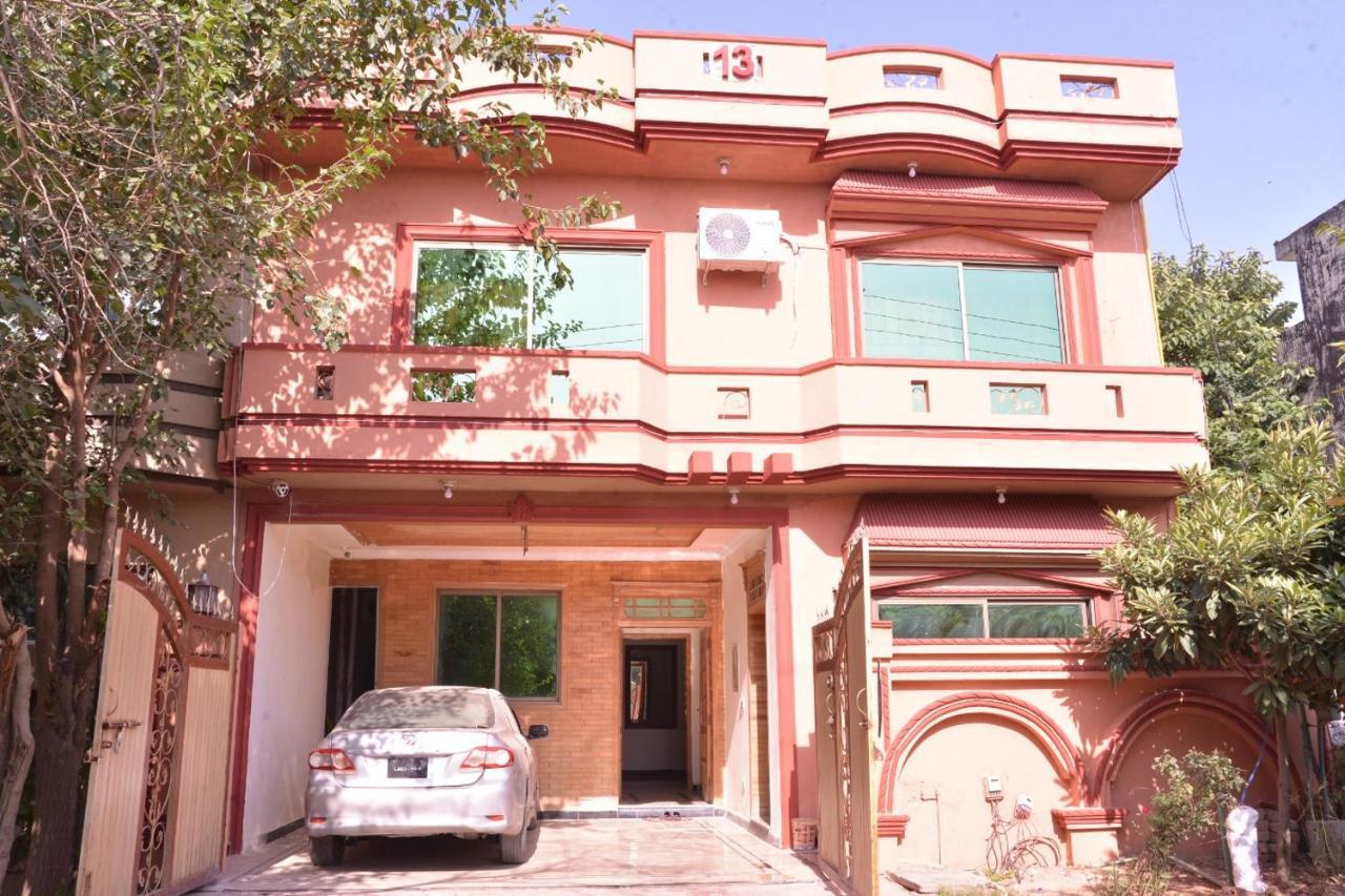 Redbury Guesthouse Islamabad Esterno foto