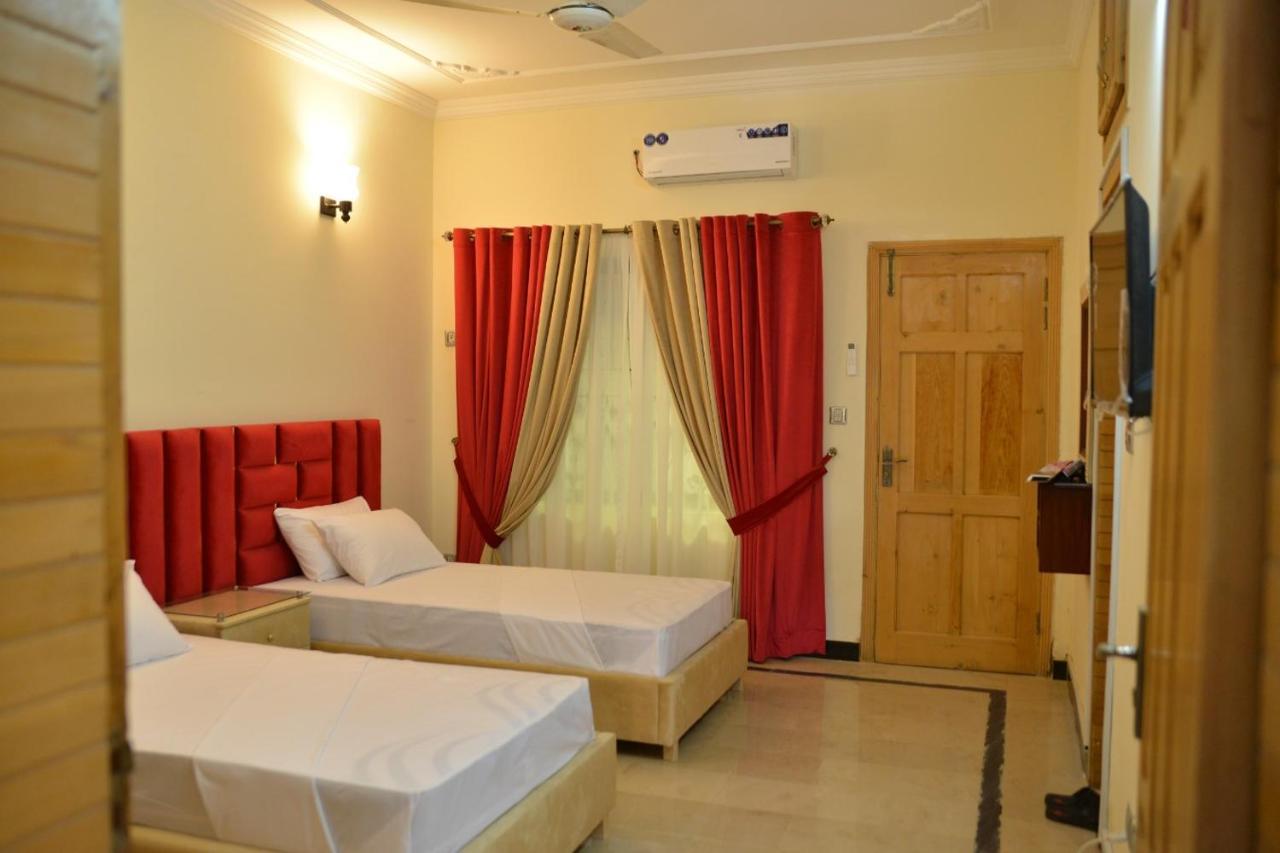 Redbury Guesthouse Islamabad Esterno foto