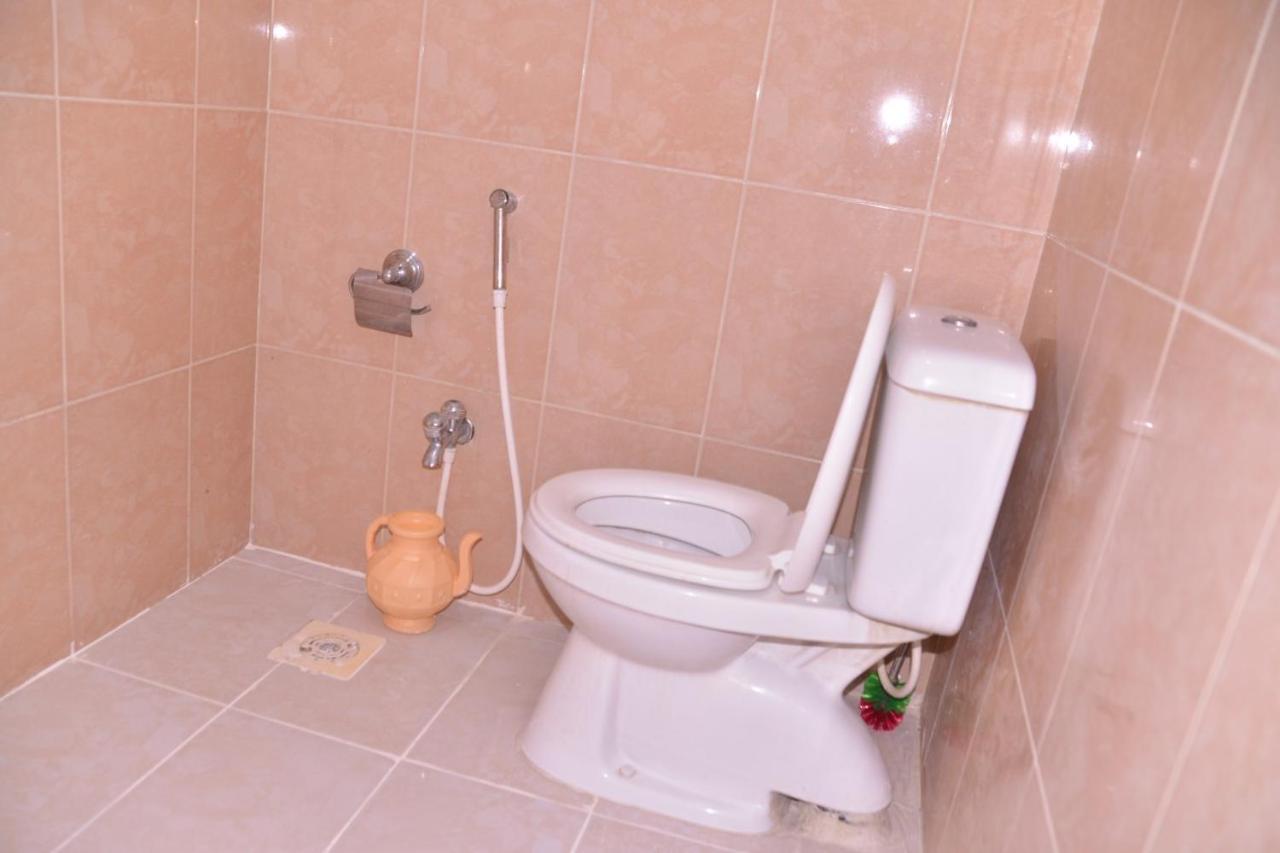 Redbury Guesthouse Islamabad Esterno foto