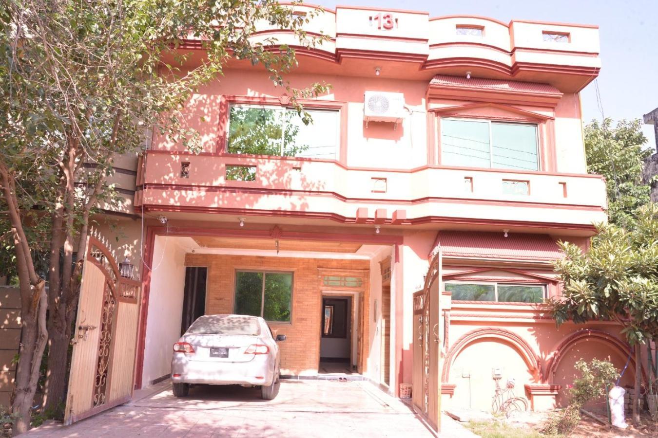 Redbury Guesthouse Islamabad Esterno foto